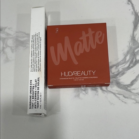 Other - Huda beauty palette